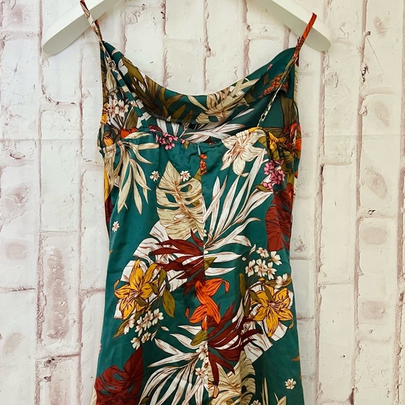 Privé Tropical Print Cami Dress - Picture 3 of 6